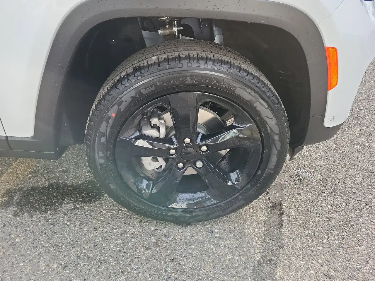 Jeep Grand Cherokee снимка Jeep Grand Cherokee