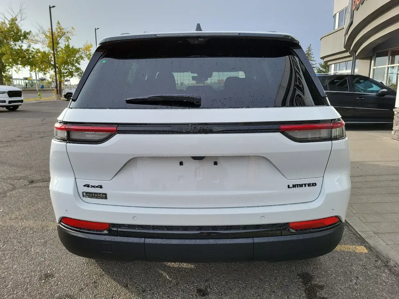 Jeep Grand Cherokee снимка Jeep Grand Cherokee