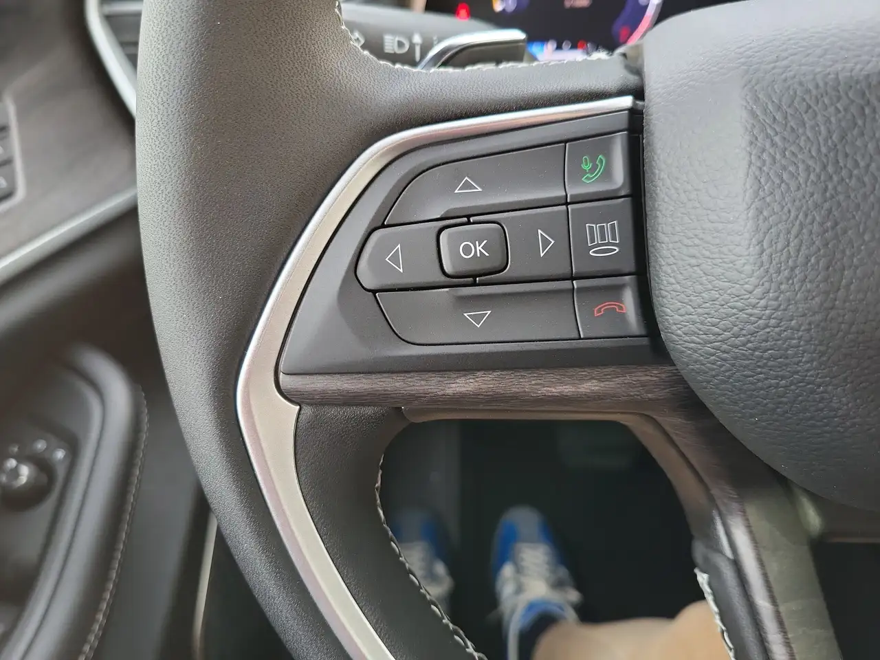 Jeep Grand Cherokee снимка Jeep Grand Cherokee