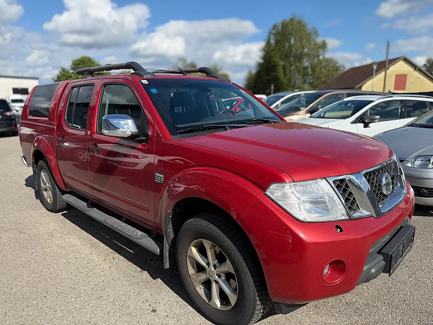 Nissan Navara Navara Double Cab LE 2,5 dCi 4x4 DPF Aut. Rot - 1