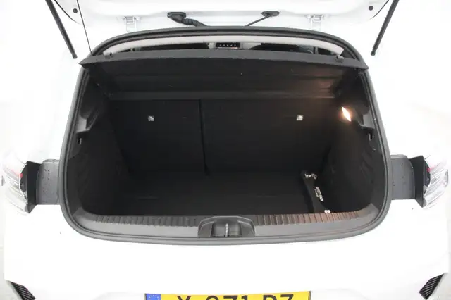 Renault Clio view 11