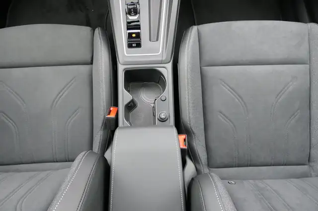 Volkswagen Golf view 15
