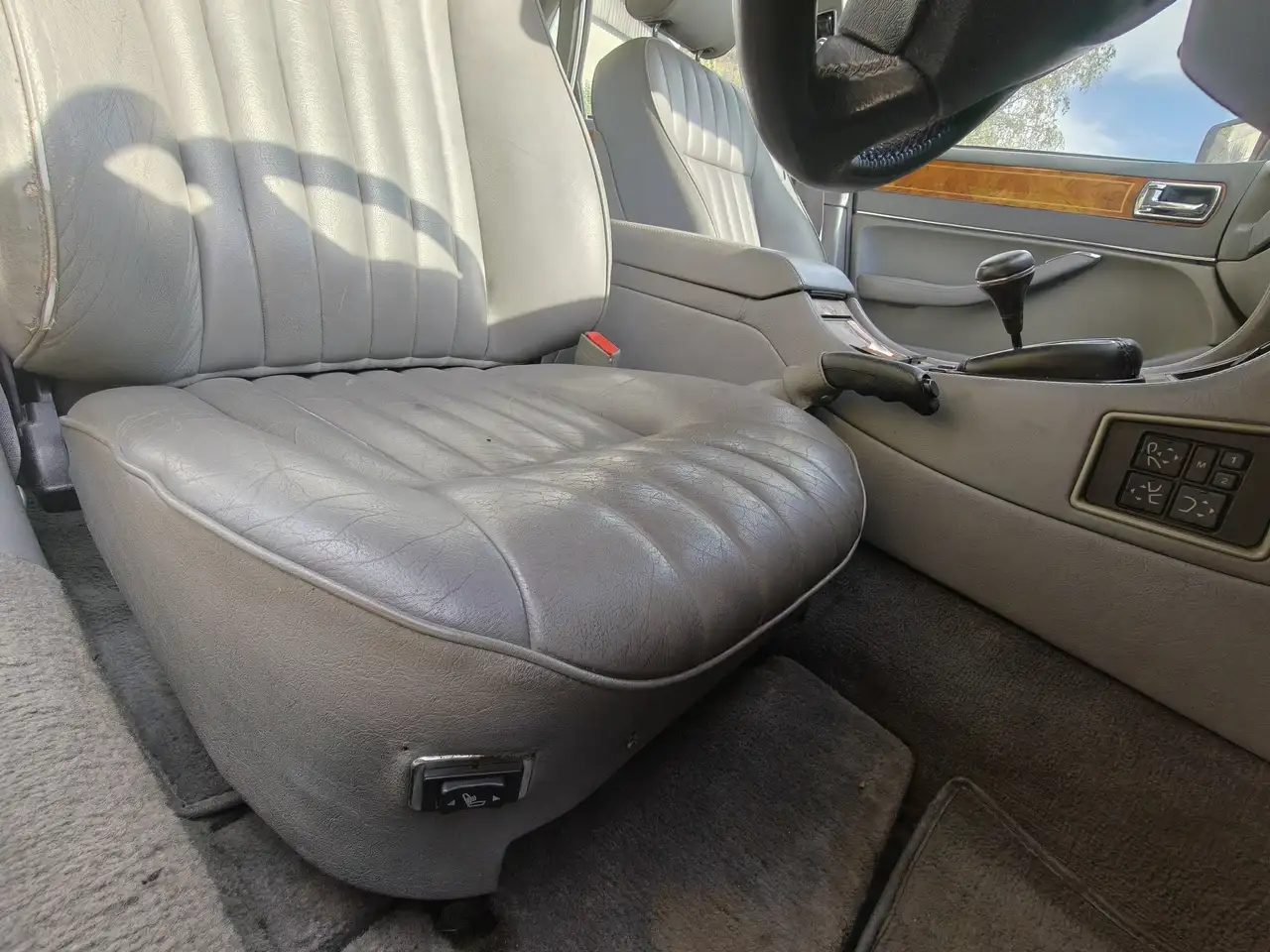 Jaguar XJ12 6.0i, foto 11