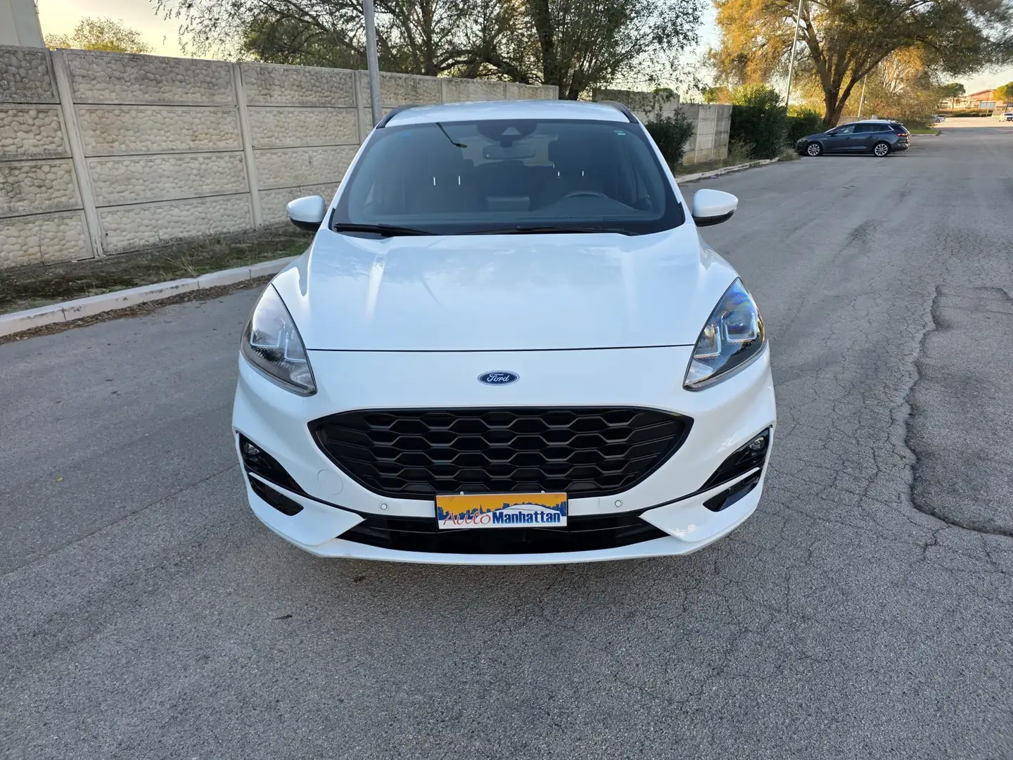 Ford Kuga AUTOCARRO N1, ST-Line 2wd 120cv Bianco - 1