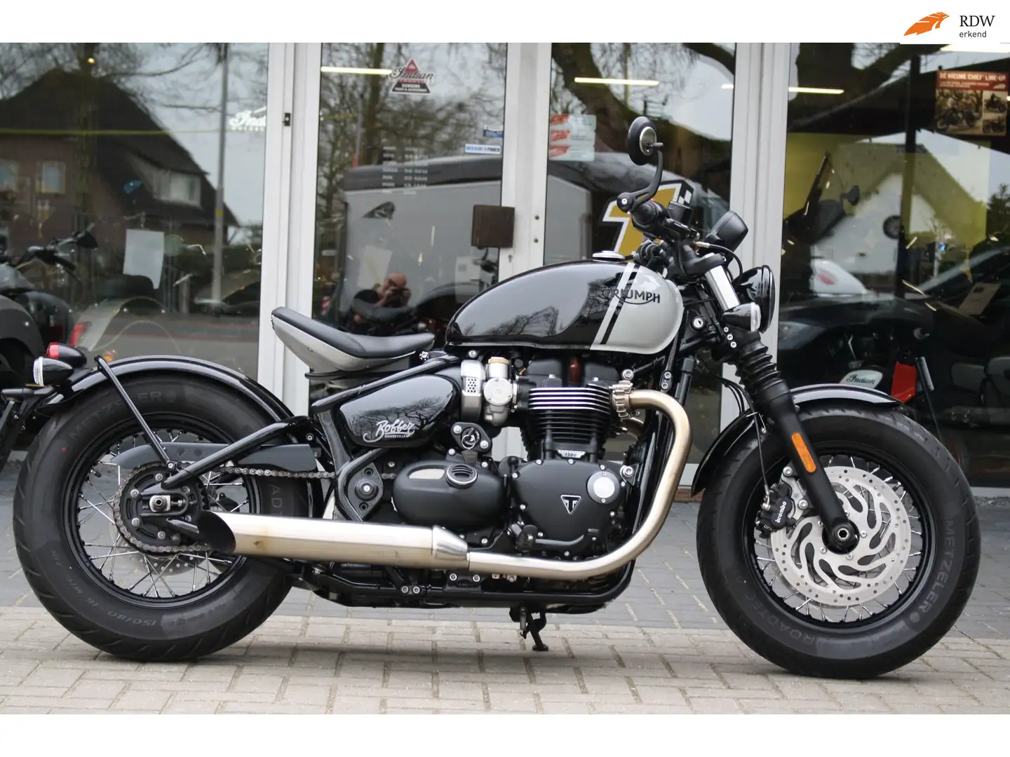 Triumph Bonneville Bobber Chopper Black , Inruil Mogelijk, Fabrieksgar - 1