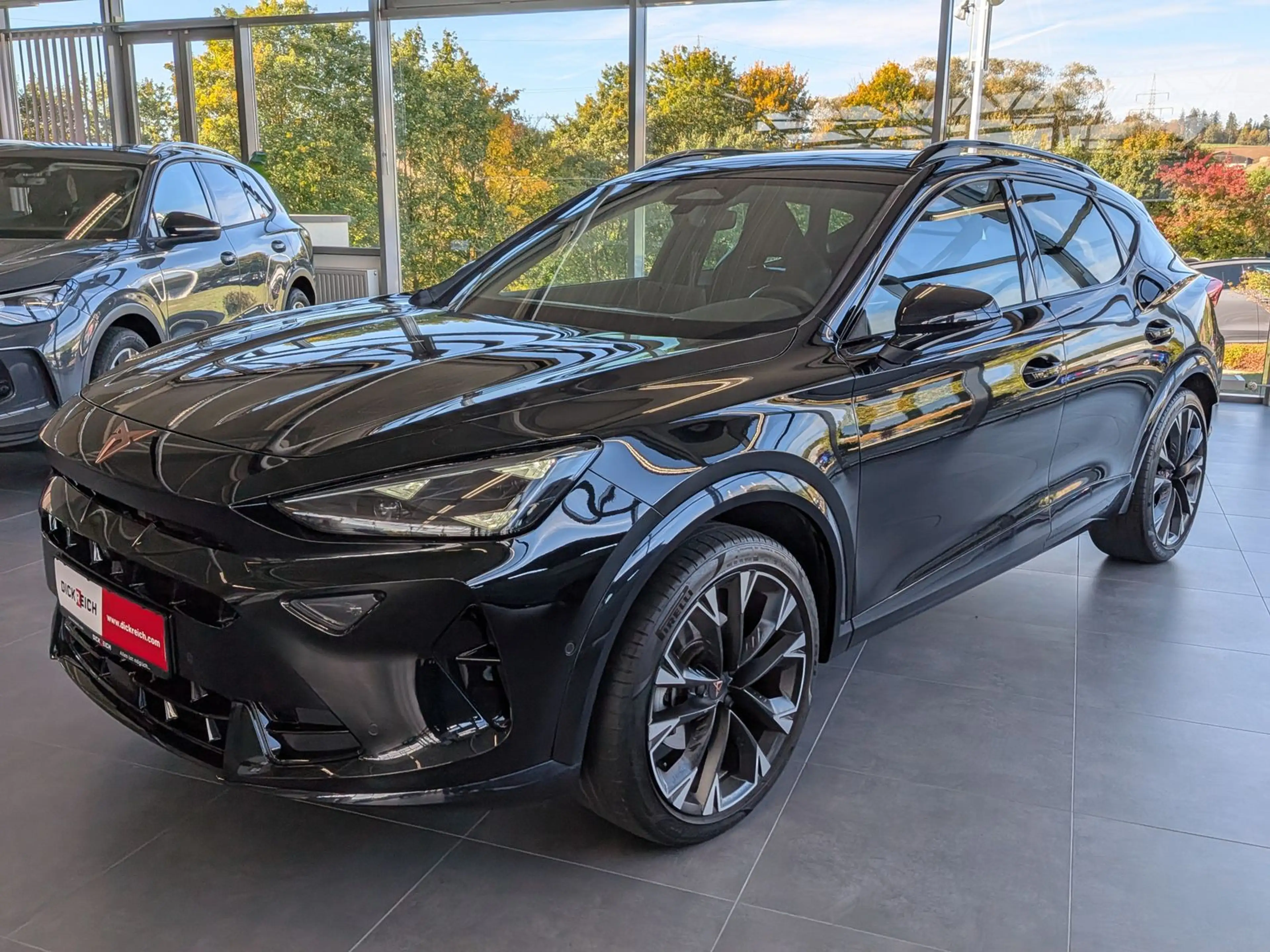 CUPRA Formentor 1.5 eTSI Pano Sennh DCC Matrix AHK 19" — photo 4