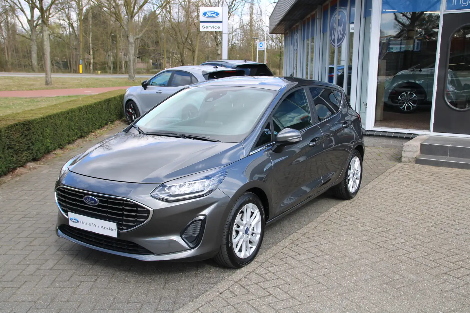 Ford Fiesta 1.0 EcoBoost 125 PK Hybrid Titanium X NAVIGATIE | Grijs - 1
