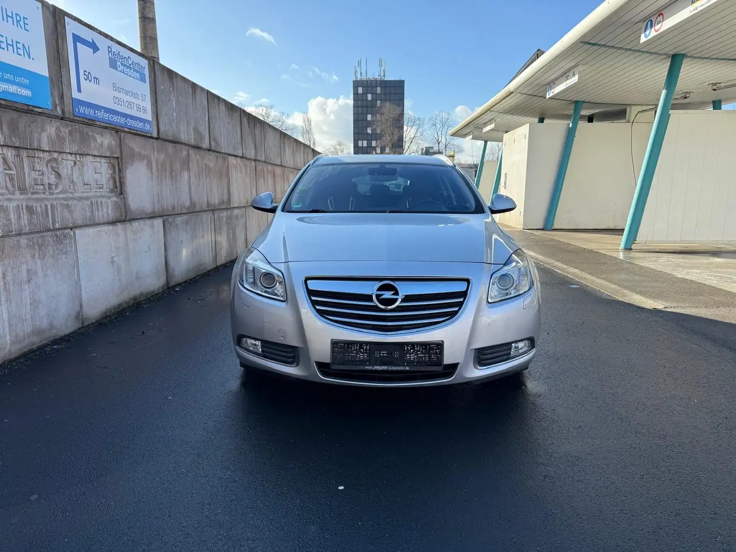 Opel Insignia 2.0 CDTI Sports Tourer Innovation Silber - 2