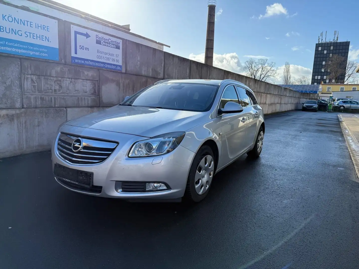 Opel Insignia 2.0 CDTI Sports Tourer Innovation Silber - 1