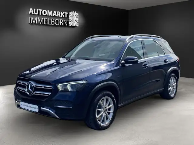 Mercedes-Benz GLE view 4