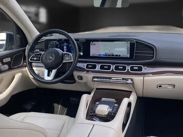 Mercedes-Benz GLE view 12
