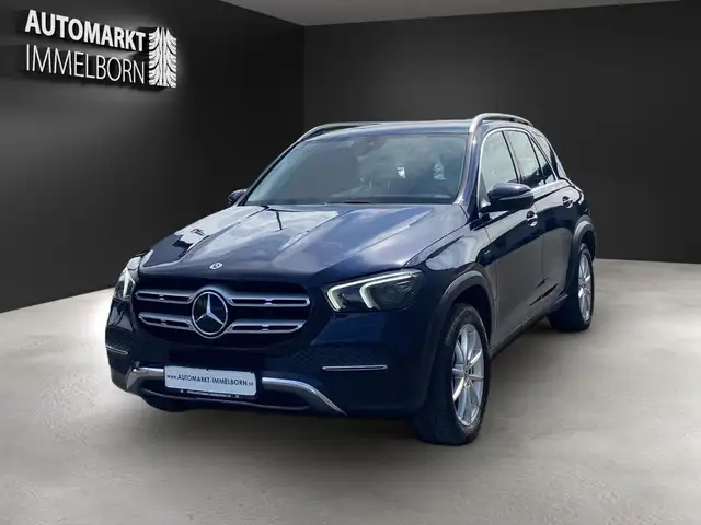 Mercedes-Benz GLE view 3