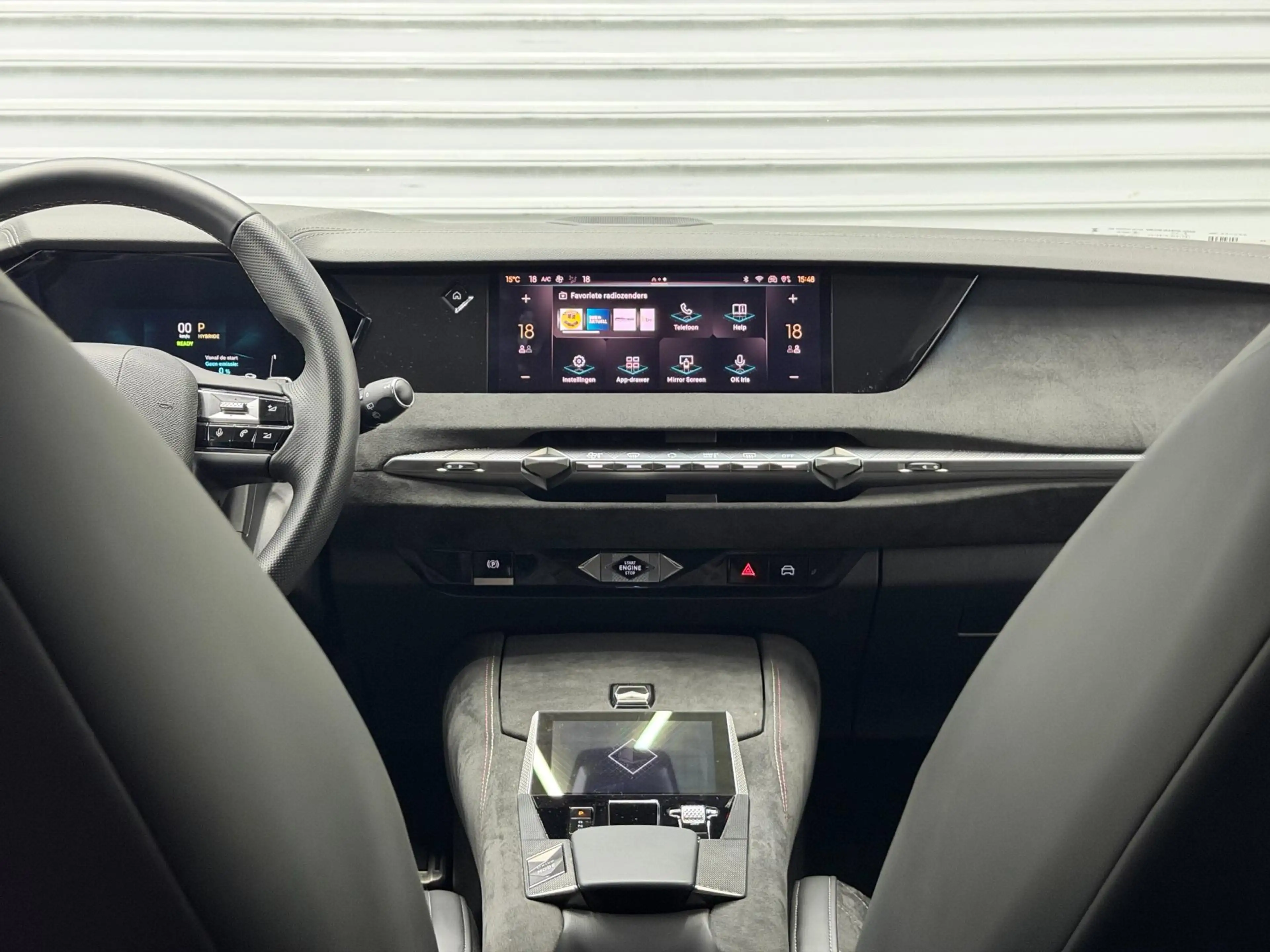 DS Automobiles DS 4 1.6 Plug-In Hybrid 225PK Performance Line+ - Camer — photo 14