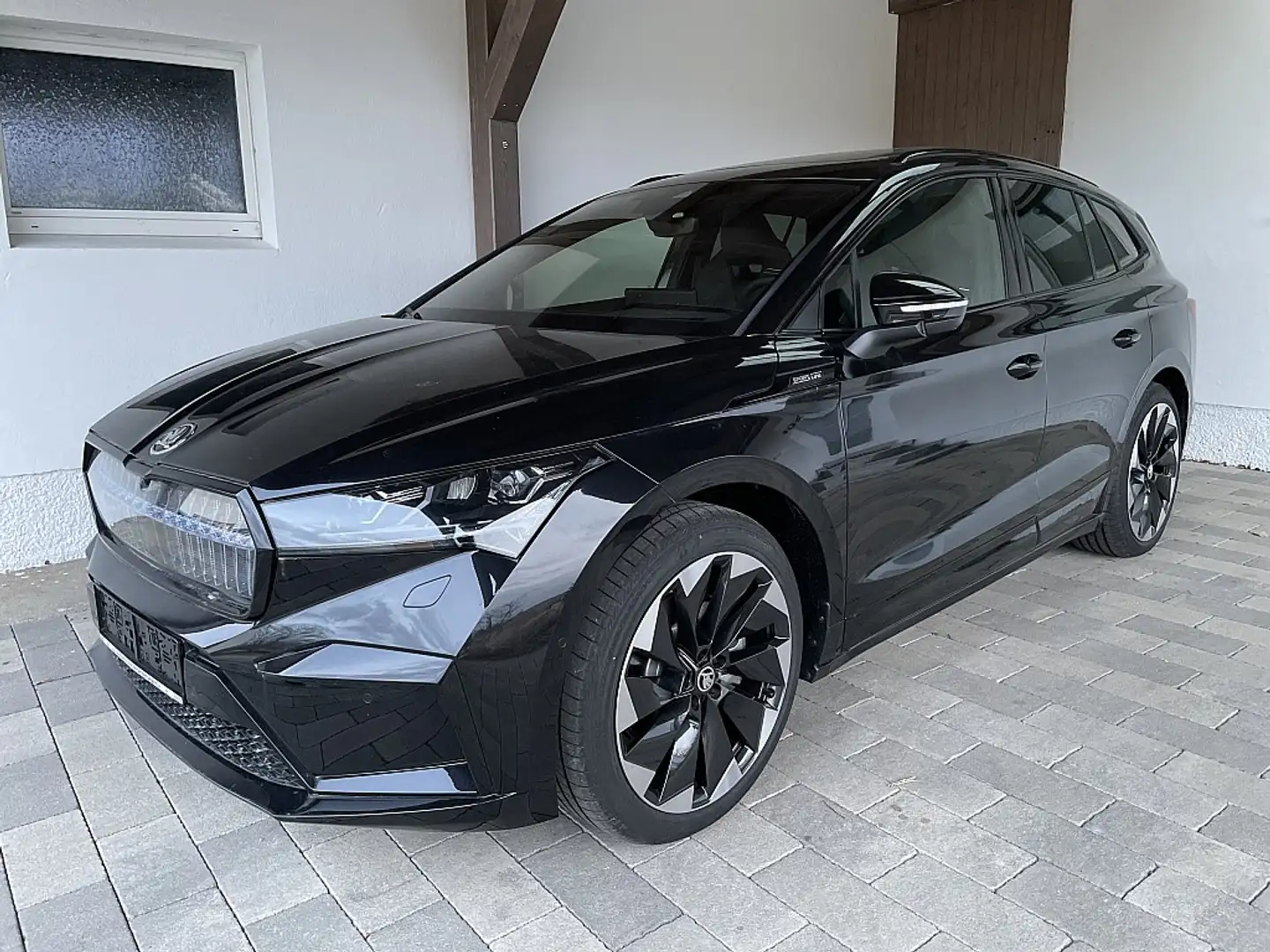 Skoda Enyaq iV 80 82kWh Sportline- MATRIX LED-HEAD UP-ACC-L... Schwarz - 2