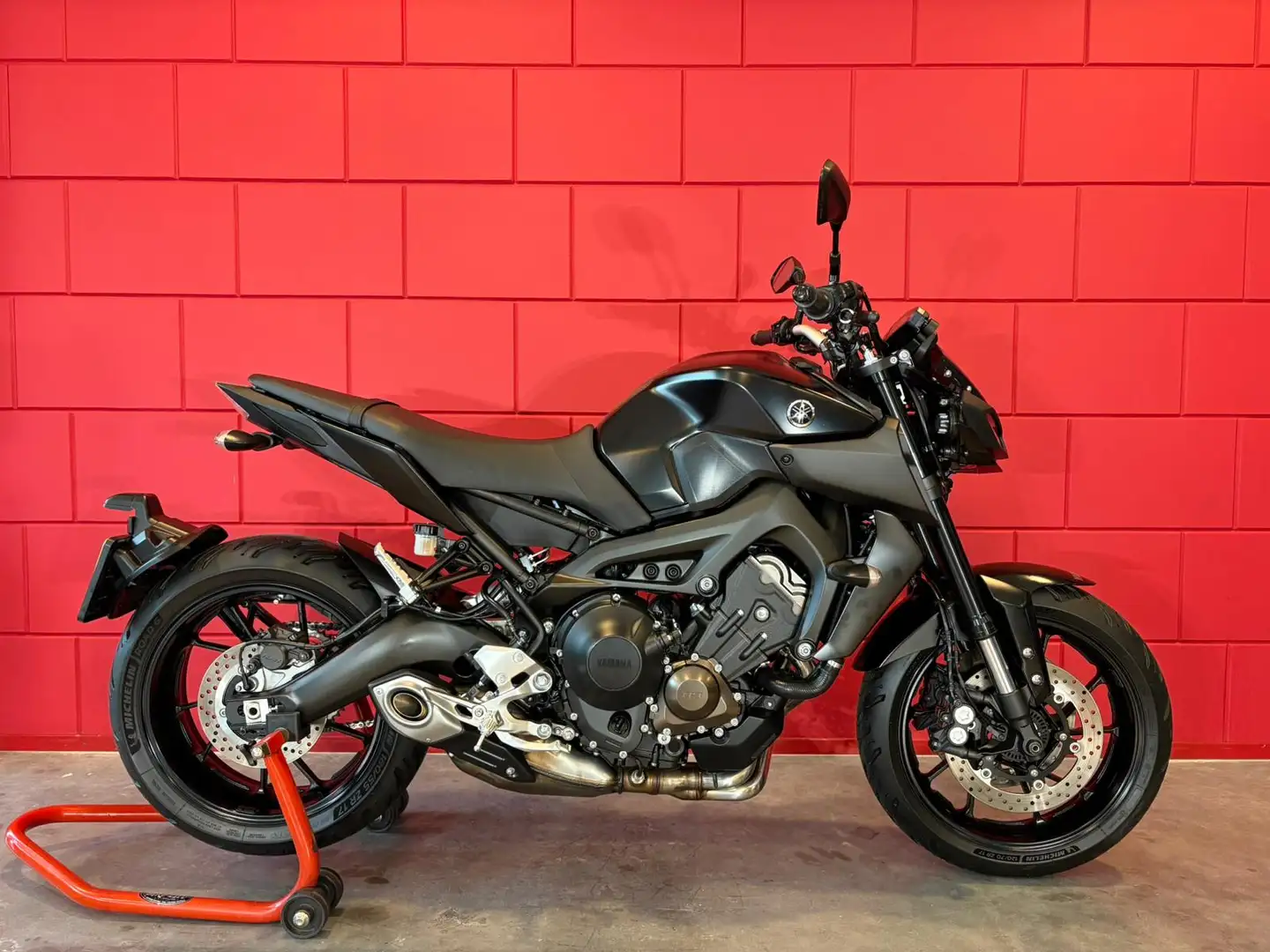 Yamaha MT-09 ABS Zwart - 1