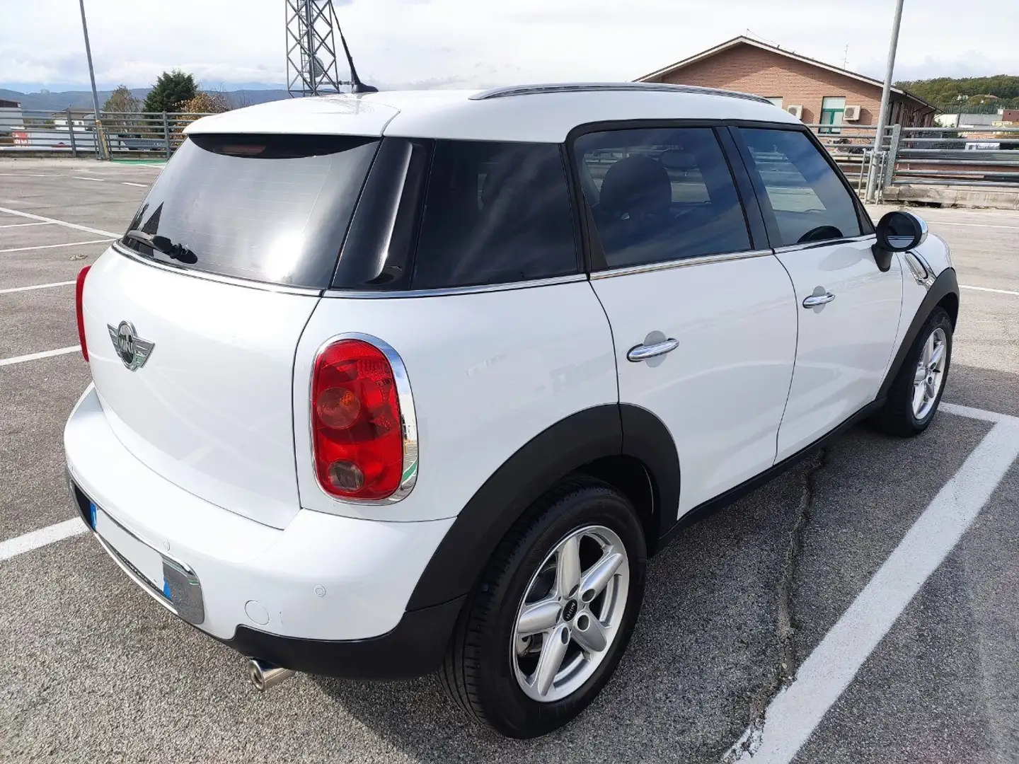 MINI Cooper D Countryman 1.6 Diesel 90cv Motore BMW KmCertificati Bianco - 2