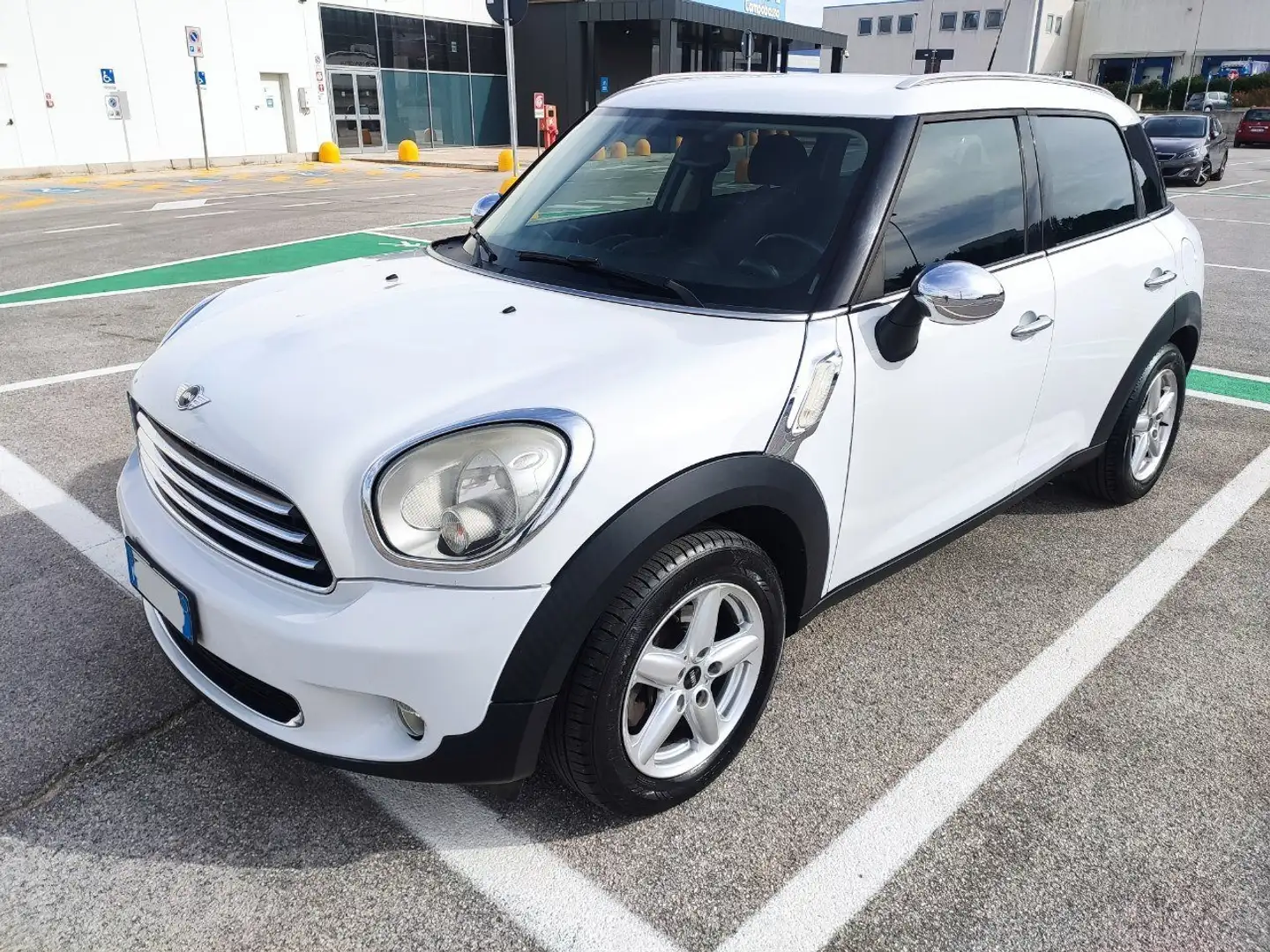 MINI Cooper D Countryman 1.6 Diesel 90cv Motore BMW KmCertificati Bianco - 1