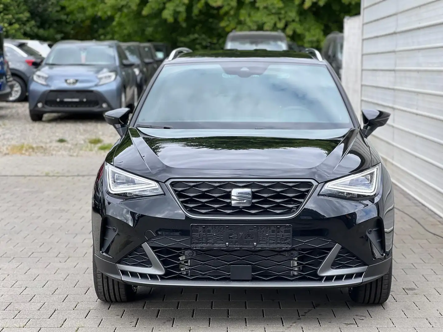 SEAT Arona FR Edition 1.0 TSI DSG AHK*NAVI*SHZ*Kamera*Klim... Schwarz - 1
