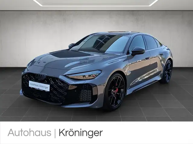Audi RS5 main image