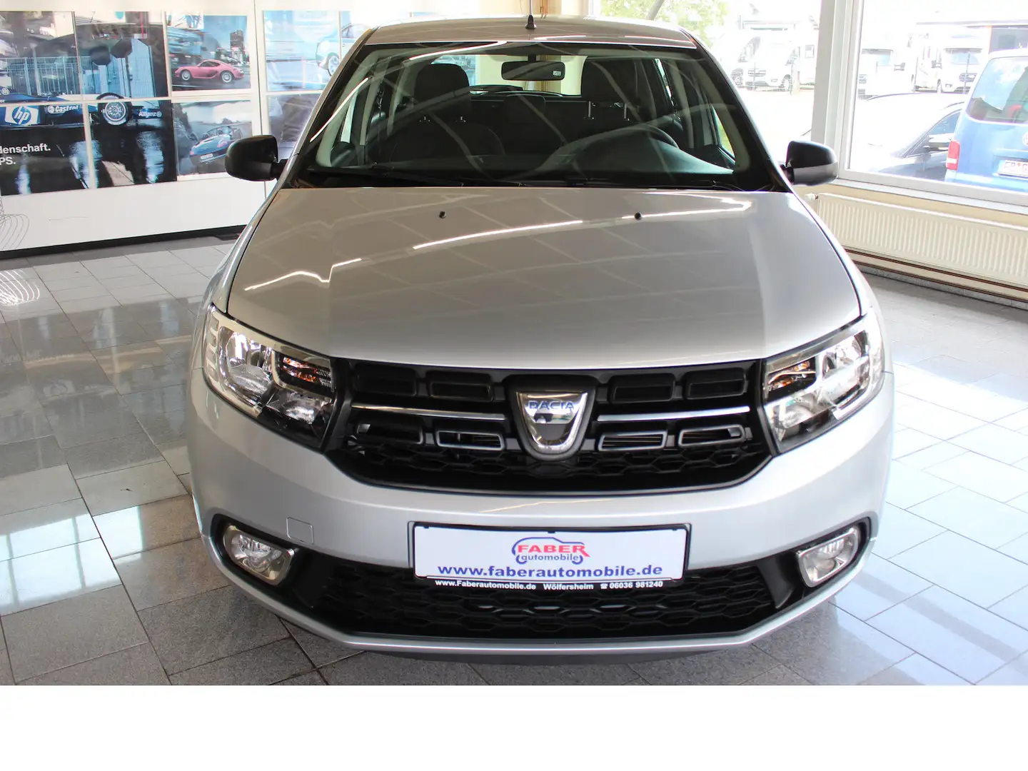 Dacia Sandero Essential,Nur 17078 KM,Top-Zustand Argent - 2