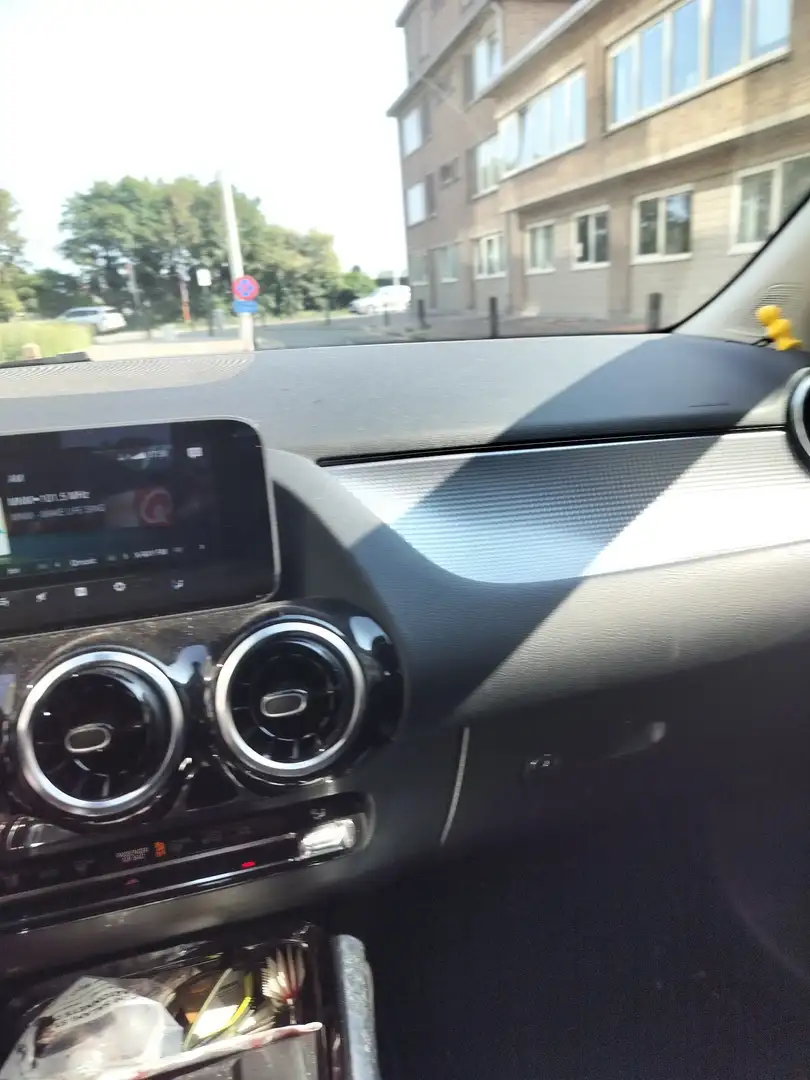 Mercedes-Benz B 180 d 7G-DCT Editon 19 - 1
