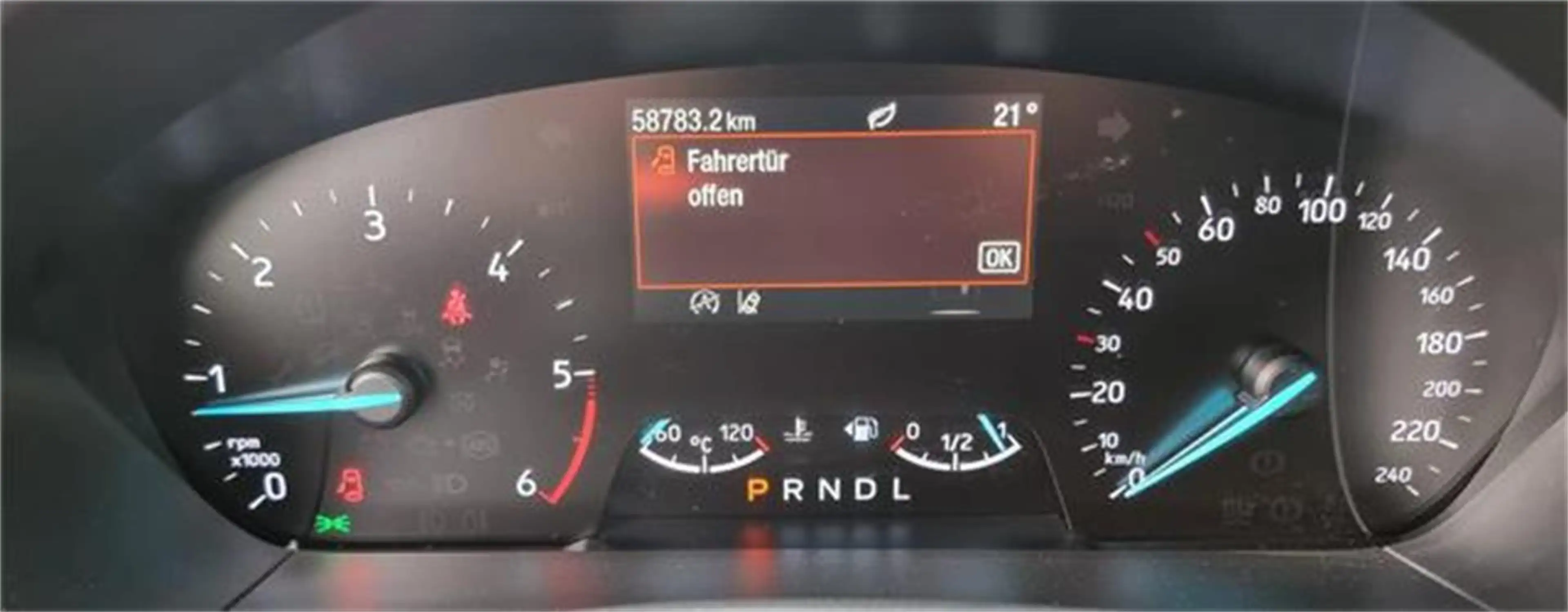 Ford Focus Turnier 1,5 EcoBoost Hybrid Active mit Navig — photo 13