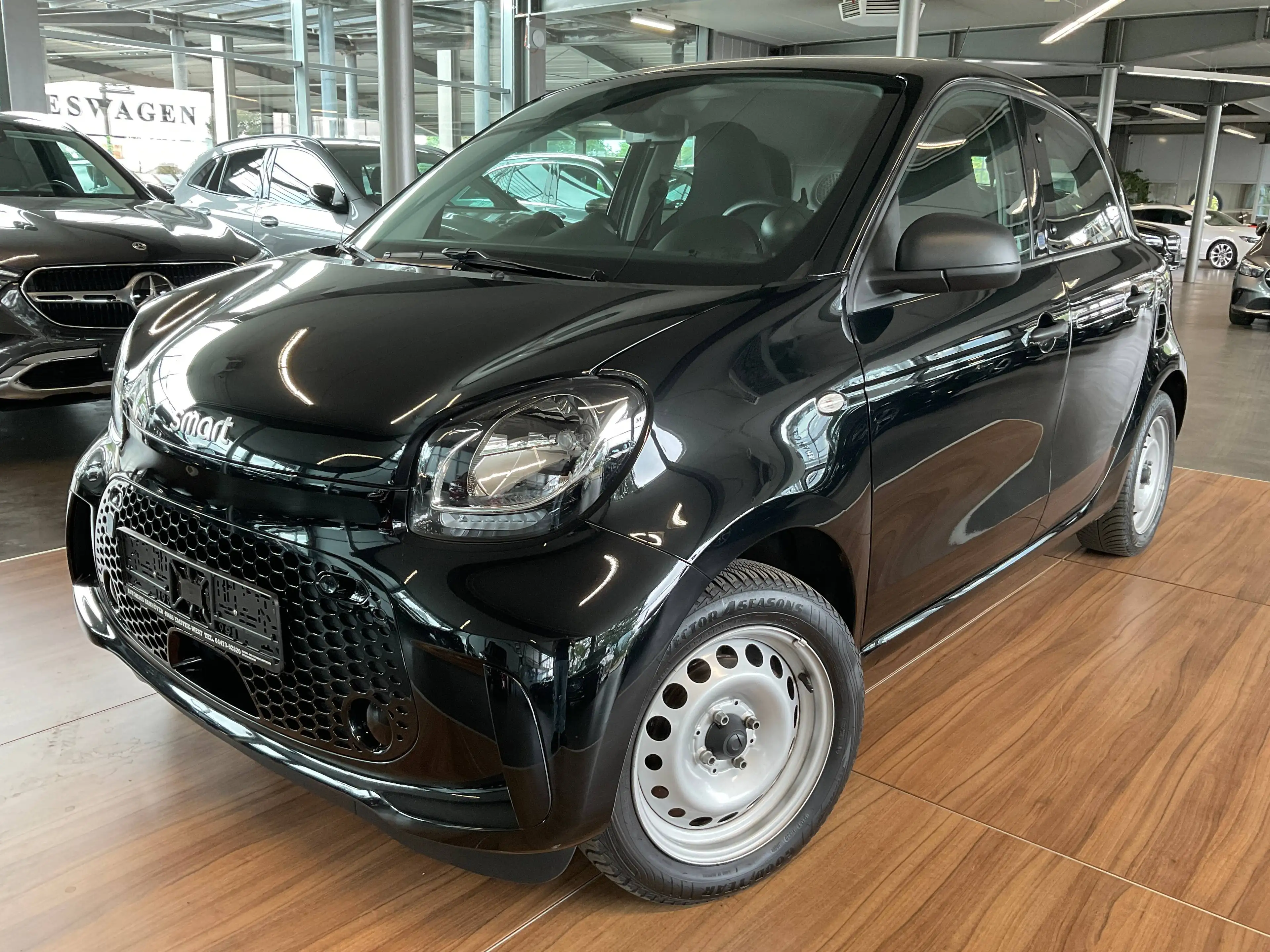 smart forFour ForFour EQ Cool&Audio SHZ*GRA*USB