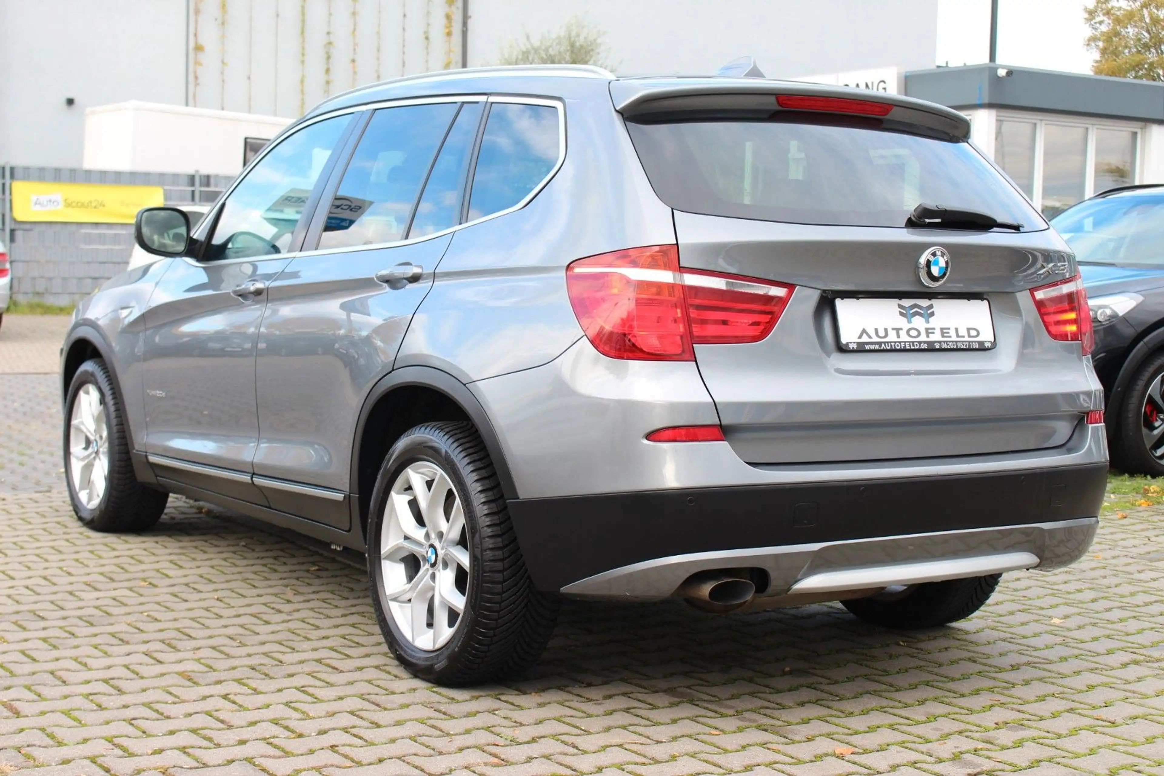 BMW X3 xDrive20d/SHEFT/NAVI/BIXENON/TEILLEDER/SHZ/ — photo 6