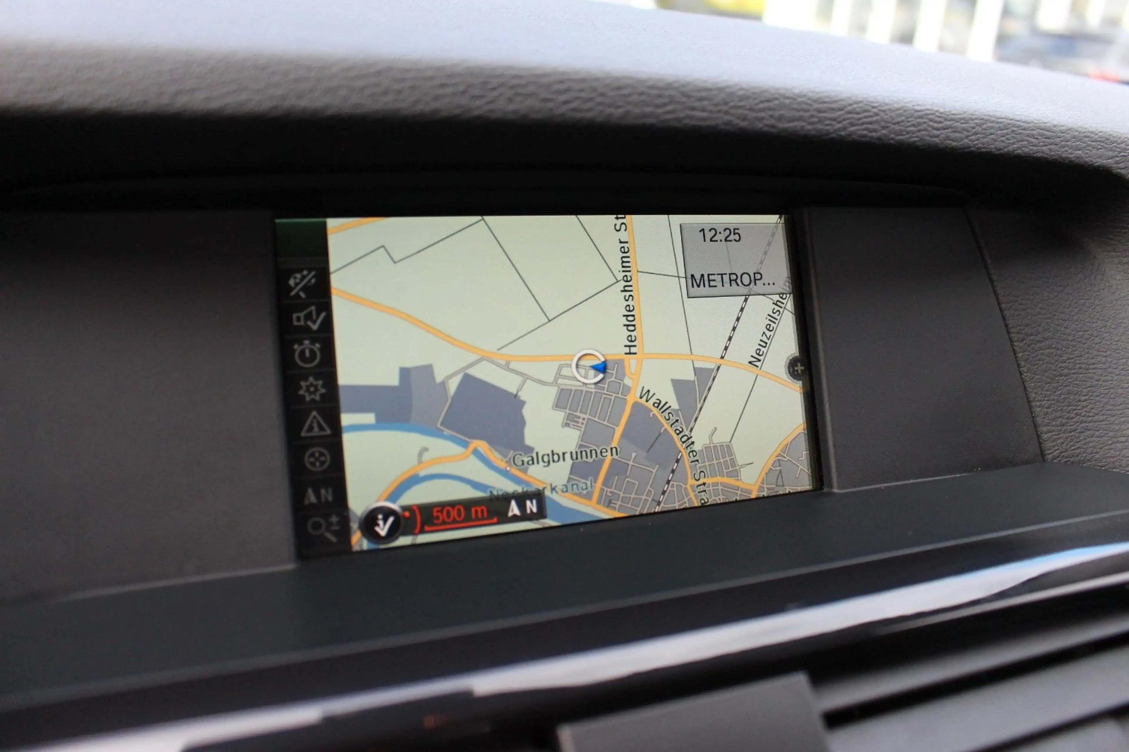 BMW X3 xDrive20d/SHEFT/NAVI/BIXENON/TEILLEDER/SHZ/ — photo 13