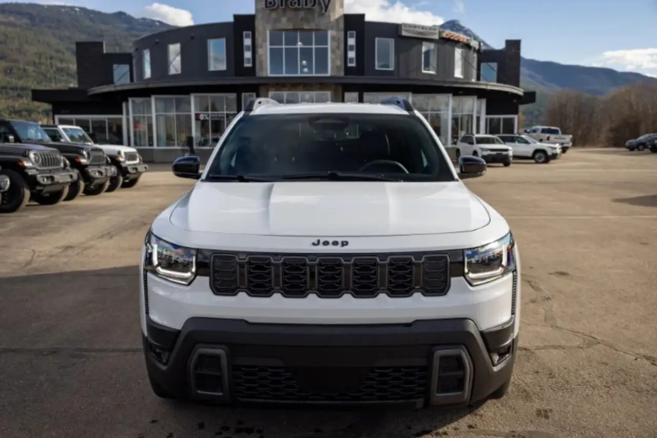 Jeep Cherokee снимка Jeep Cherokee