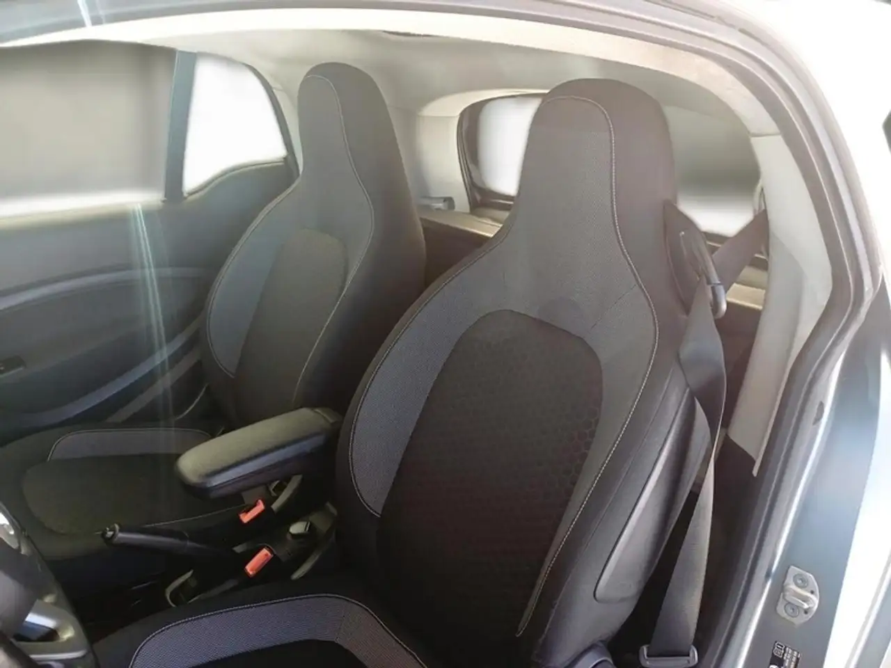 Smart Fortwo EQ 41KW PASSION COUPE, миниатюра 9