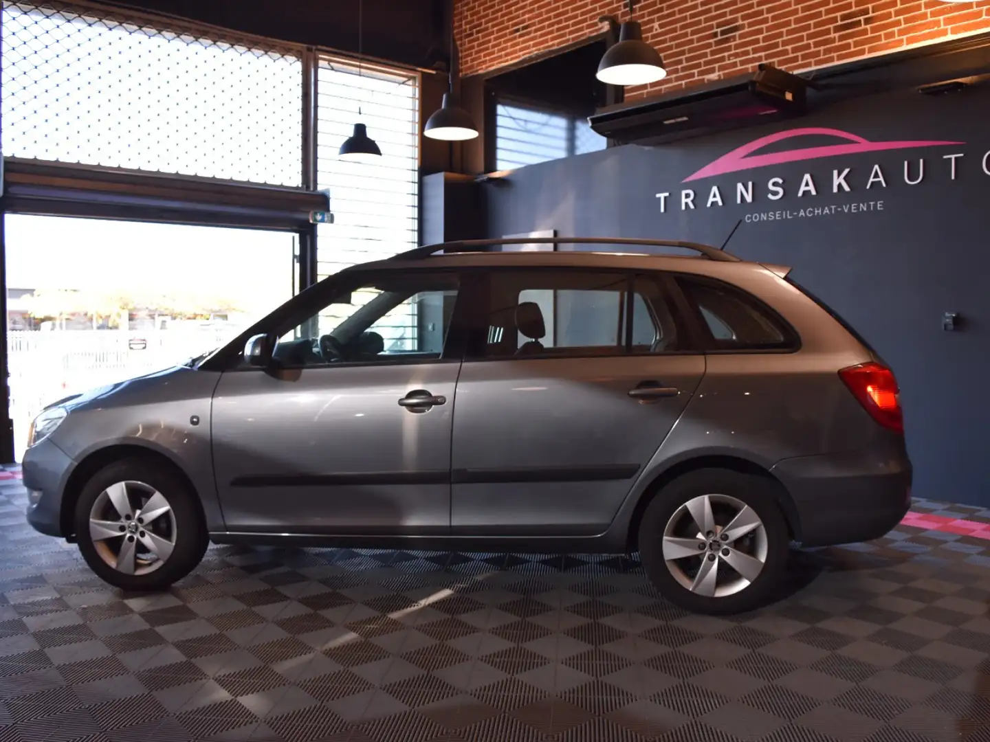 Skoda Fabia Elegance 2 Gris - 2