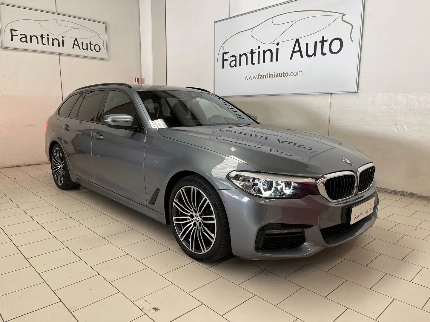 BMW 520 d 190cv Msport Touring c.auto-LEGGI SOTTO Grigio - 1
