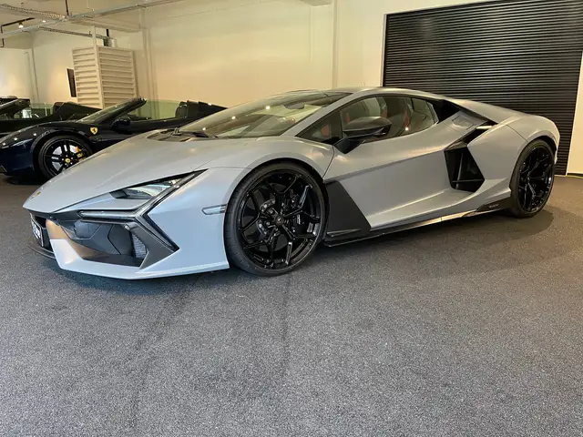Lamborghini Revuelto Revuelto PHEV 6.5i V12