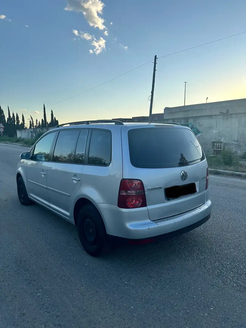 Volkswagen Touran 2.0TDI Traveller - 1