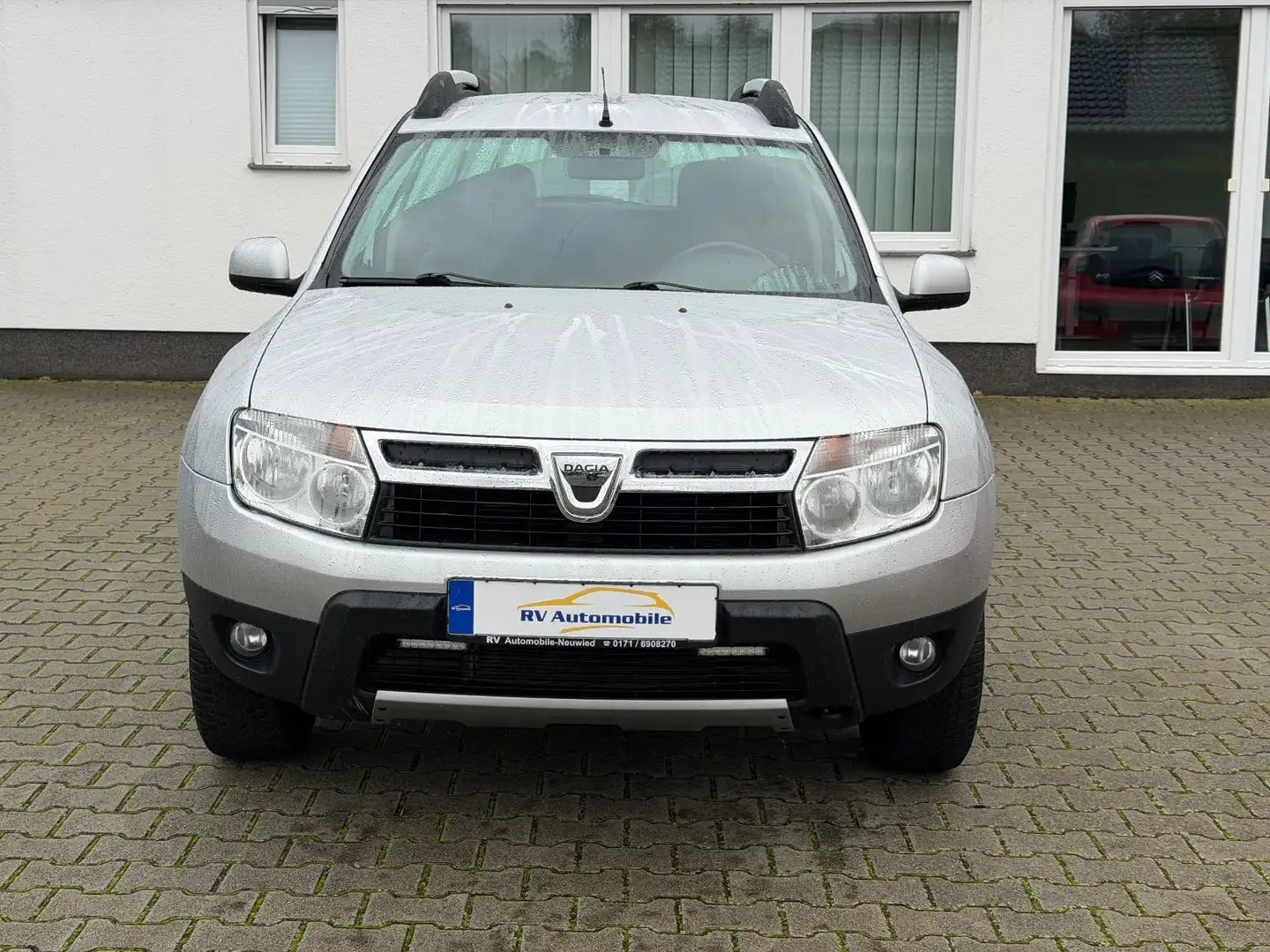 Dacia Duster I Prestige 4x2|1-Hand|Klima|Shz Grau - 2