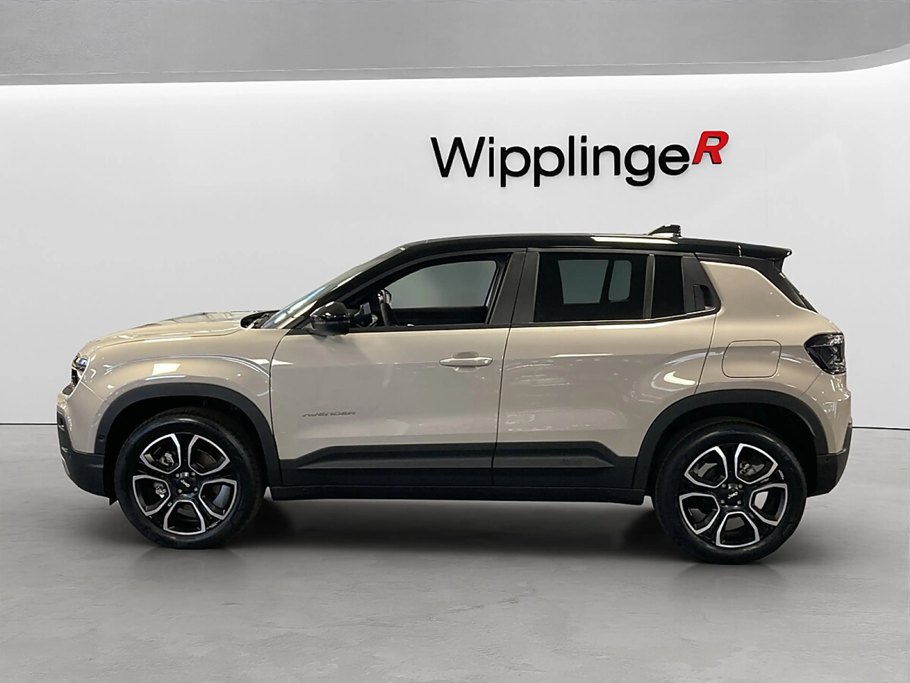 Jeep Avenger 1.2 e-Hybrid Summit e-DCT6 inkl. Winterkomplett... — photo 3
