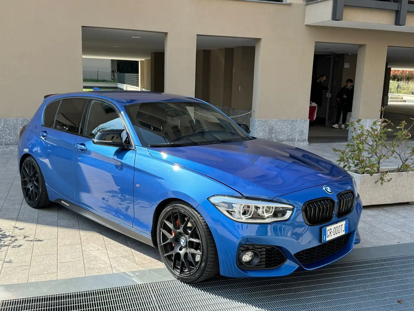 BMW 125 125d 5p Msport auto Blauw - 1