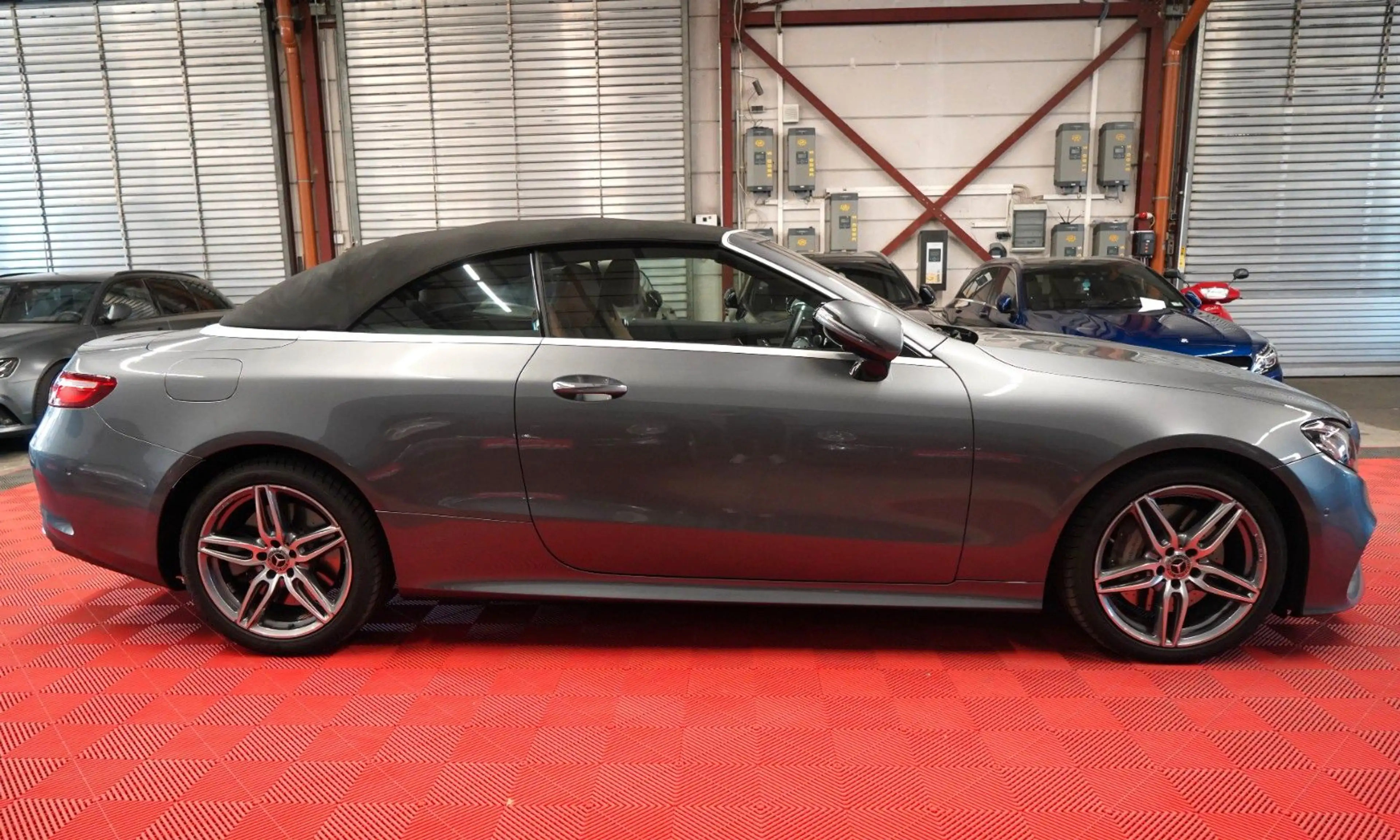 Mercedes-Benz E 400 Cabrio AMG 4 Matic 9G *2.Hand*Unfallfrei* — photo 4