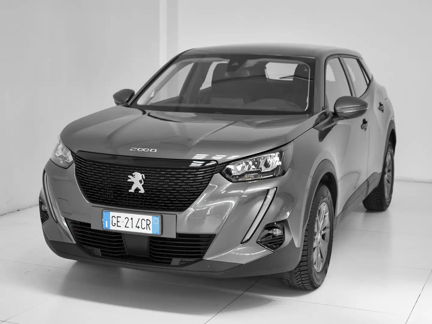 Peugeot 2008 PureTech 130 S&S Active Gris - 2