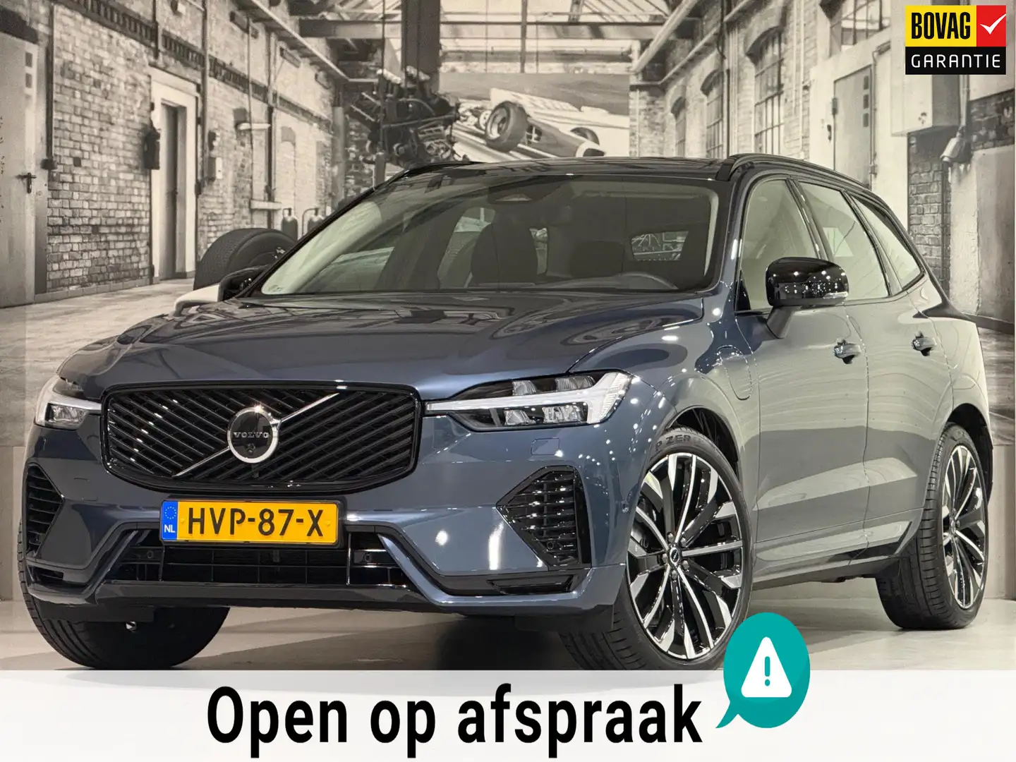 Volvo XC60 2.0 T8 Plug-in hybrid AWD Ultra Dark Blauw - 1
