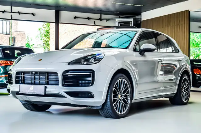 2021 Porsche Cayenne in Grey for sale
