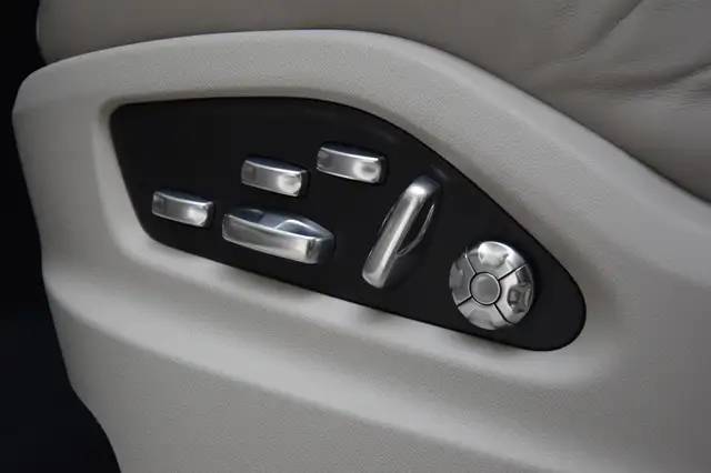 Porsche Cayenne view 5