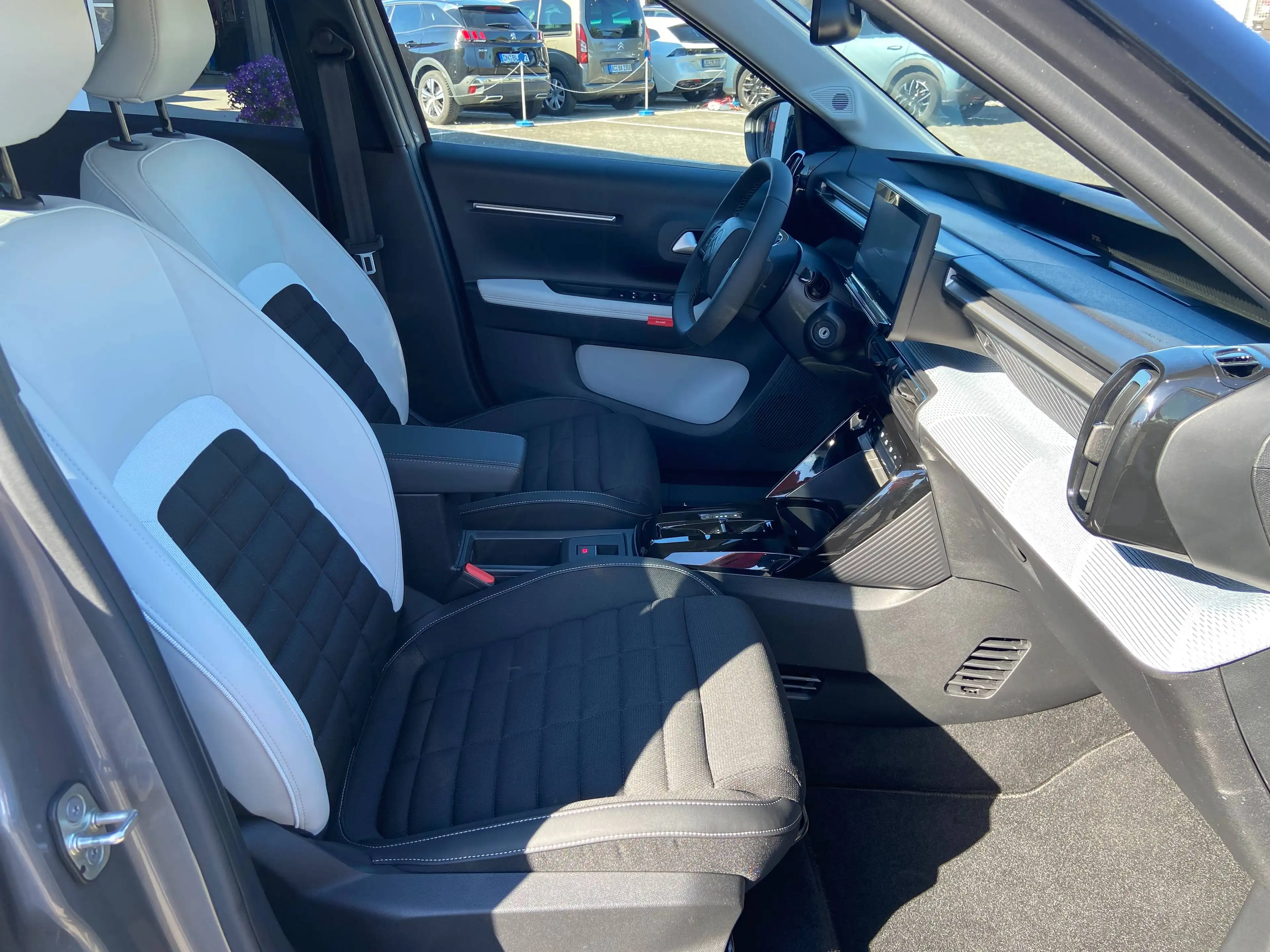 Citroen C3 Aircross Max Elektrik EXT.-Range 113 — photo 10