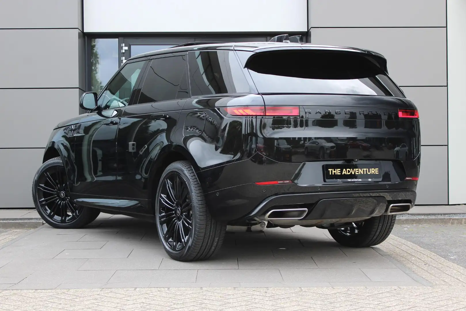 Land Rover Range Rover Sport P460e Dynamic HSE Zwart - 2