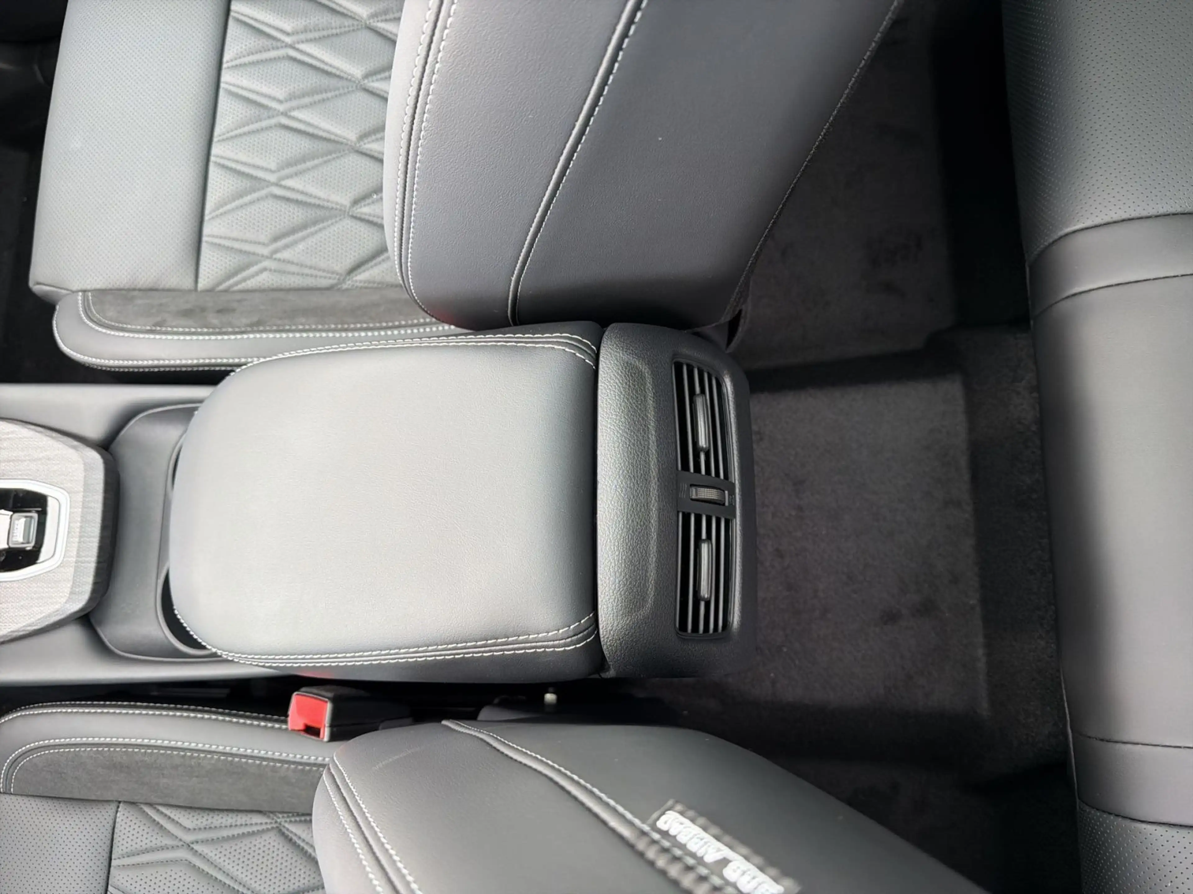 Nissan Qashqai 1.5 VC-T Tekna e-Power Premium 20" PGD — photo 15
