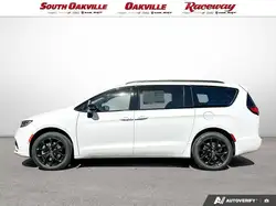 Chrysler Pacifica 2026