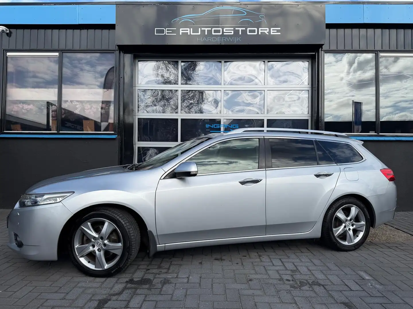 Honda Accord Tourer 2.0 Executive Navi Cruise Bi-Xenon Stoelver Gris - 1