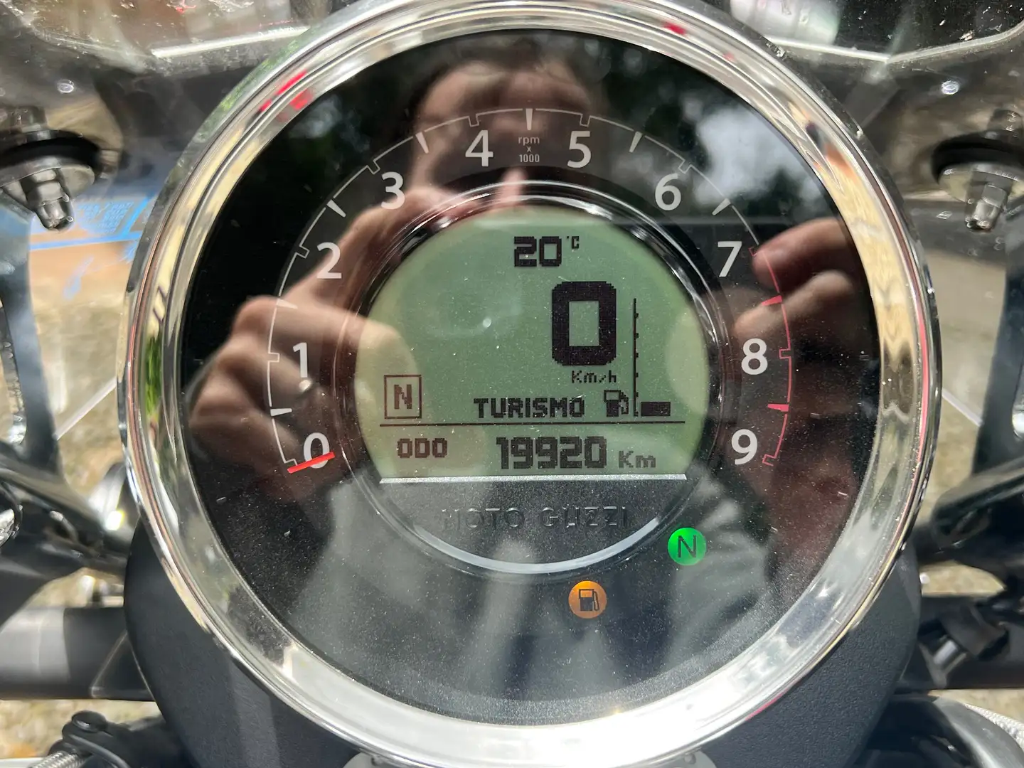 Moto Guzzi California 1400 Eldorado Rouge - 2