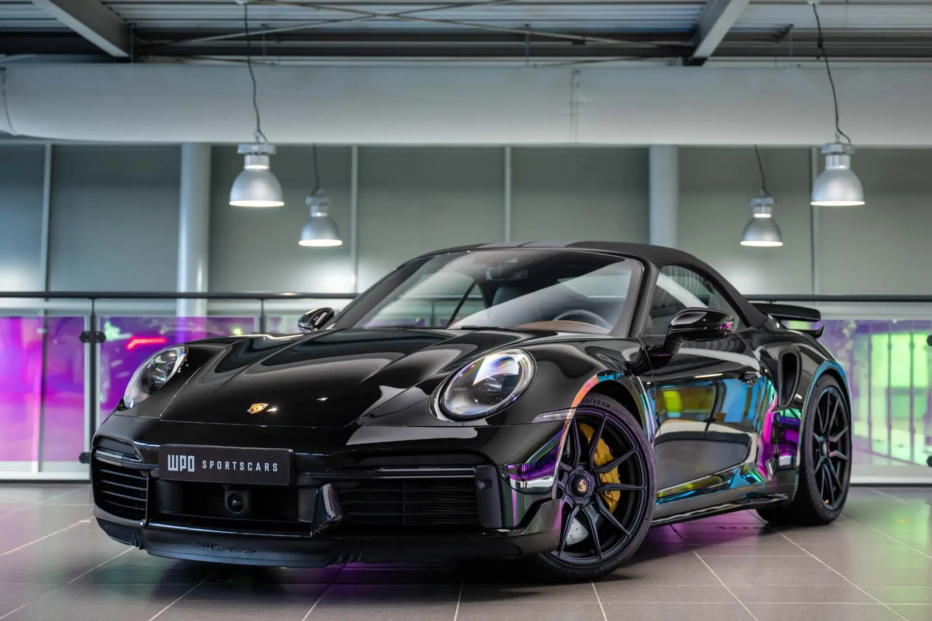 포르쉐 911 Turbo S Cabriolet 2023 검정 사진 3